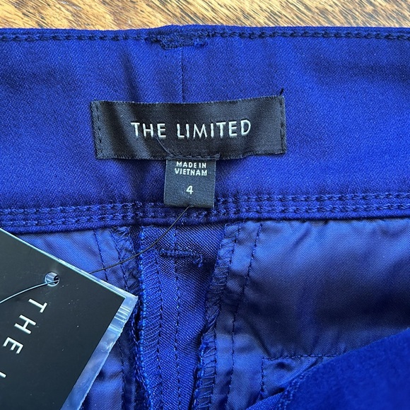 The Limited Tailored Shorts - Picture 2 of 4